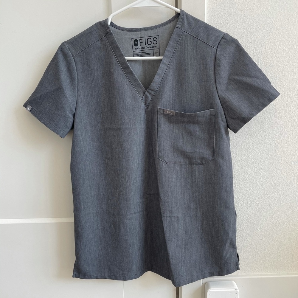 Wearfigs Scrubs Top & Bottom